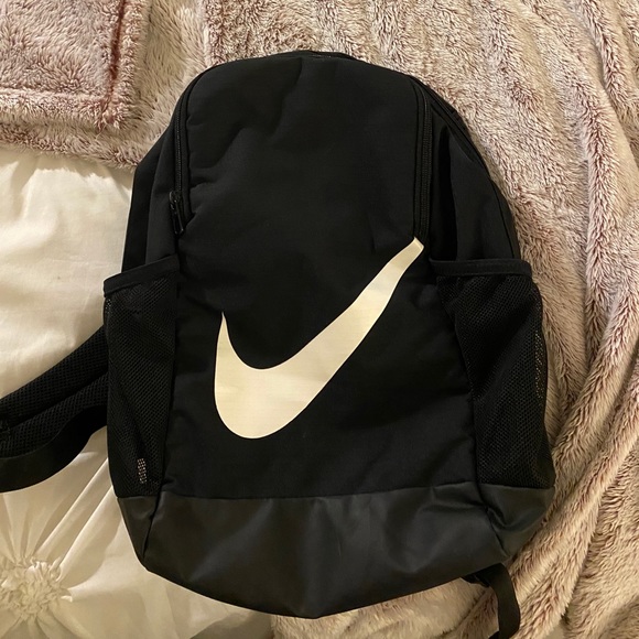 small nike backpack